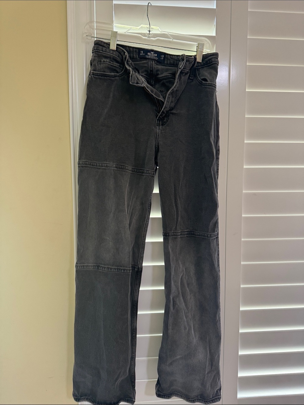 Hollister High Rise Panel Stitch Straight Leg Jeans Washed Black Size 28